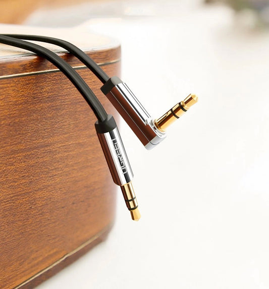 Audiokabel 3.5mm - 3.5mm UGREEN AV119 Gewinkelt, 0.5m, Schwarz