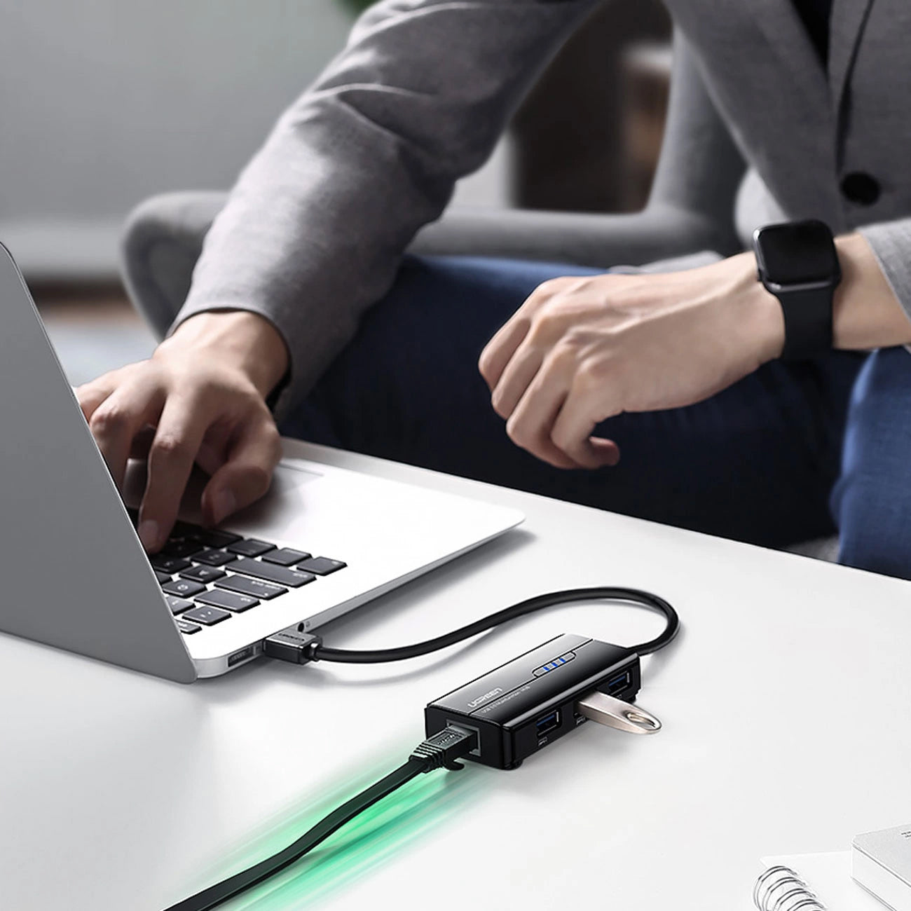 USB-Hub UGREEN 20265, 3 x USB-A 3.0 - 1 x RJ45, Schwarz