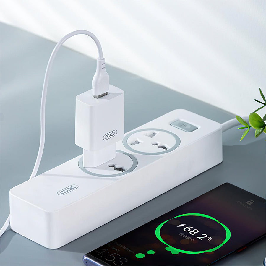 Netzladegerät mit Lightning-Kabel XO Design L99, 12W, 2.4A, 1 x USB-A, Weiß