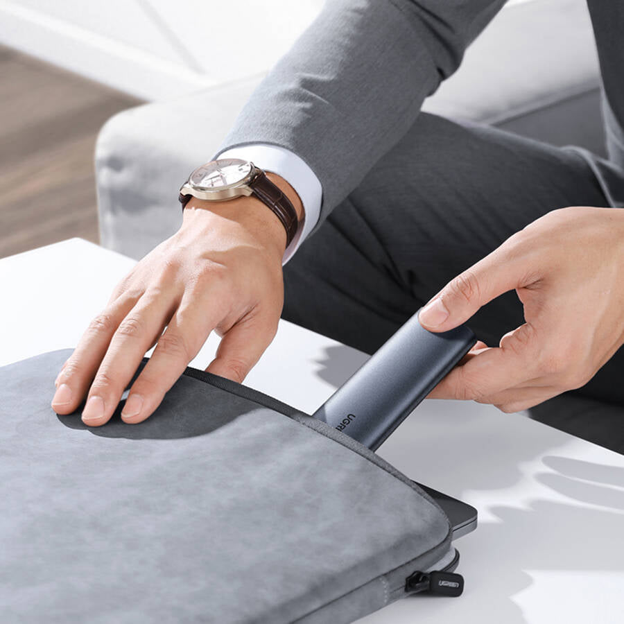 UGREEN CM400 Rack für M.2 NGFF SATA SSD, Grau