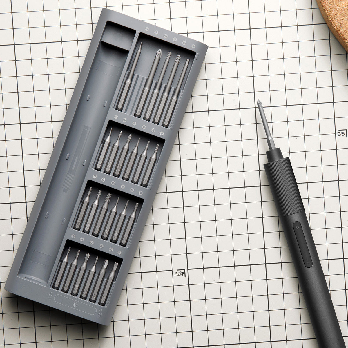 Xiaomi Elektrischer Präzisions-Schraubendreher | 24 Bits | Grau | BHR5474GL