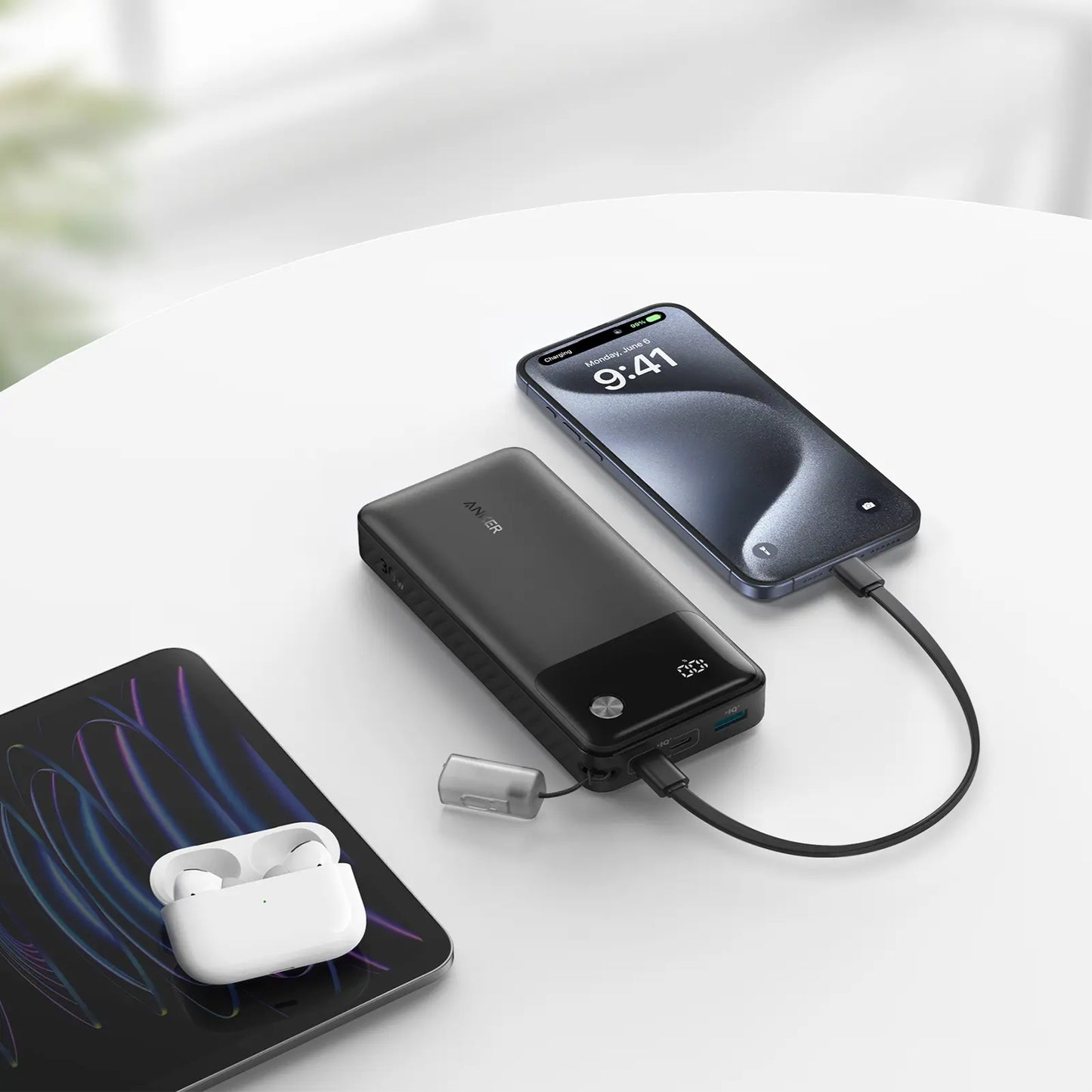 Anker Externer Akku, 20000 mAh, 30 W, QC + PD, 1 x USB-A – 2 x USB-C, Schwarz A1384G11