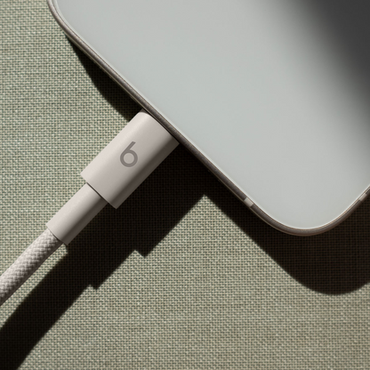 USB-C - Lightning Beats Daten- und Ladekabel, 1,5m, Beige MDGL4ZM/A