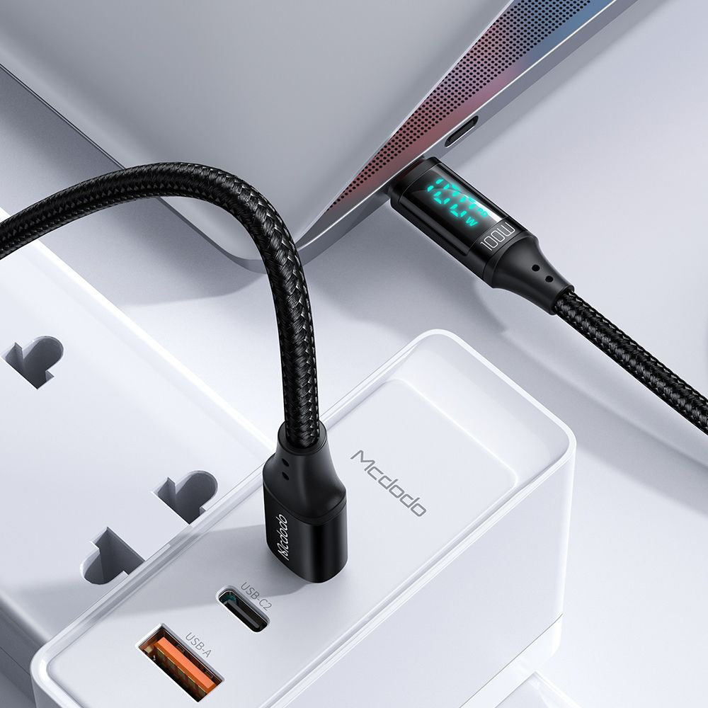 Daten- und Ladekabel USB-C - USB-C McDodo CA-1100 Display, 100W, 1.2m, Schwarz