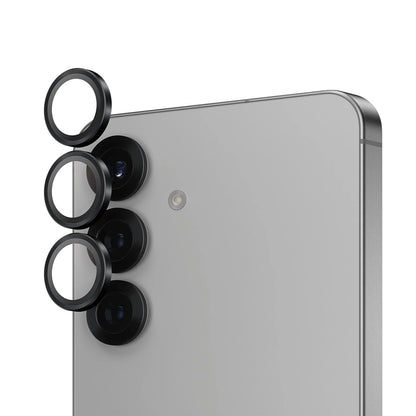 Schutzfolie PanzerGlass Hoops für die Rückkamera des Samsung Galaxy S25 S931, gehärtetes Glas, Schwarz.