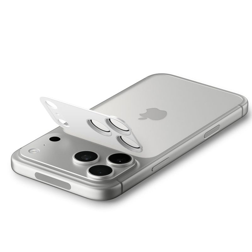 Schutzfolie für die Rückkamera Spigen GlastR EZ FIT Optik Pro XL für Apple iPhone 17 Pro Max, gehärtetes Glas, Silber AGL10652