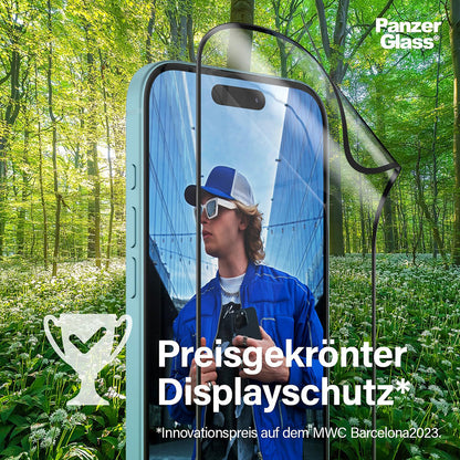 Schutzfolie PanzerGlass Ultra-Wide Fit EyeCare für Apple iPhone 16 / 15, gehärtetes Glas, Full Glue, Schwarz