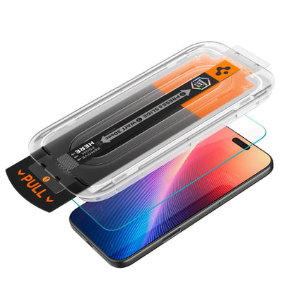 Schutzfolie Spigen GlastR EZ FIT Pro für Apple iPhone 17 Pro / 17 / 16 Pro, Gehärtetes Glas, Vollverklebung
