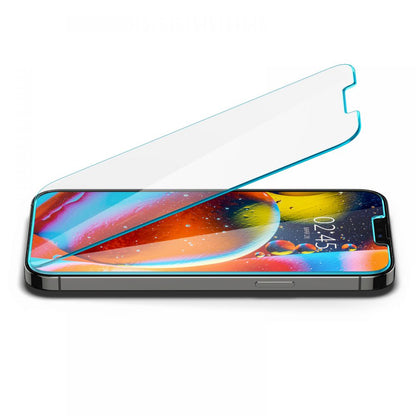 Schutzfolie Spigen GlastR Slim für Apple iPhone 17e / 16e / 14 / 13 Pro, gehärtetes Glas, Full Glue AGL03391