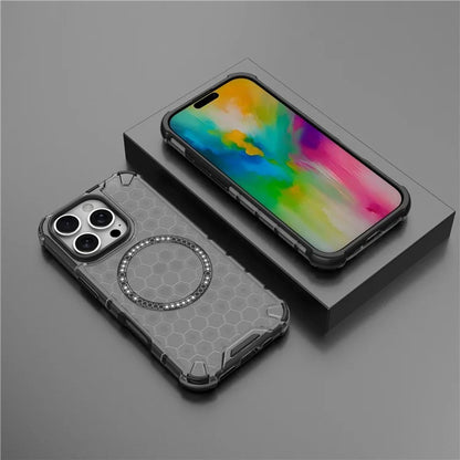 MagSafe-Hülle für Apple iPhone 16 Pro, Techsuit, HoneyComb Shield, Schwarz
