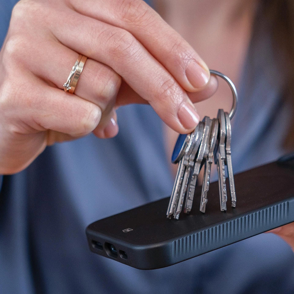 MagSafe Hülle für Apple iPhone 17 Pro, 3MK, Smoke MagCase, Schwarz