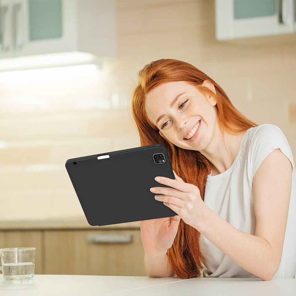 Hülle für Apple iPad Air 13 (2026) / Air 13 (2025) / Air 13 (2024), Techsuit, Flex Trifold, Schwarz