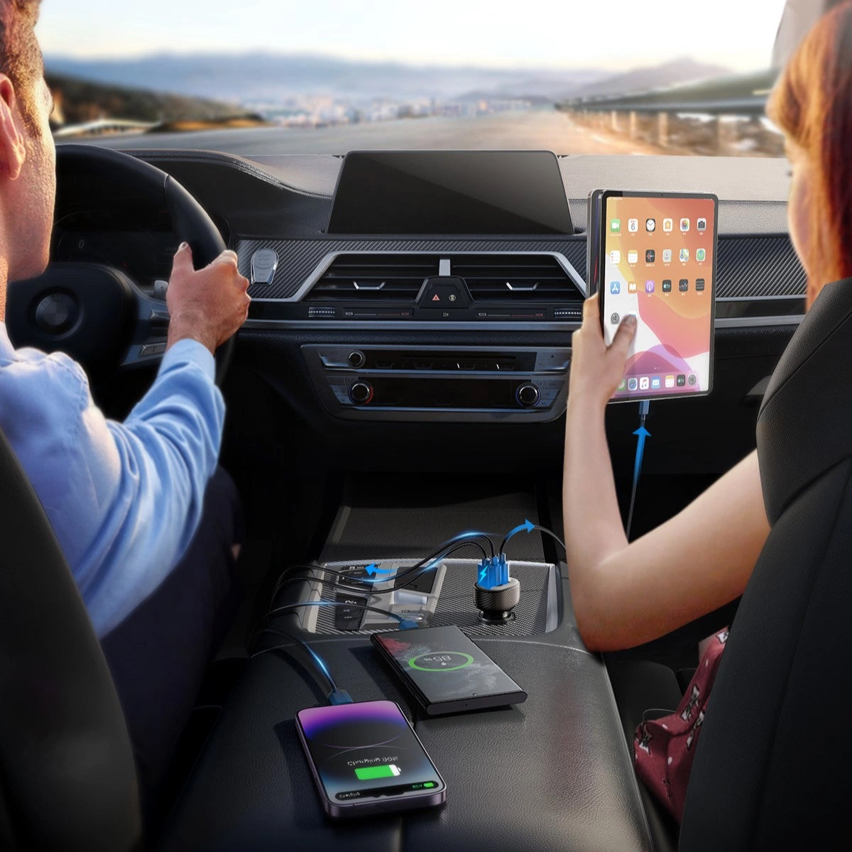 Auto-Ladegerät Joyroom JR-CCD04, 30W, 3A, 1 x USB-A - 2 x USB-C, Schwarz