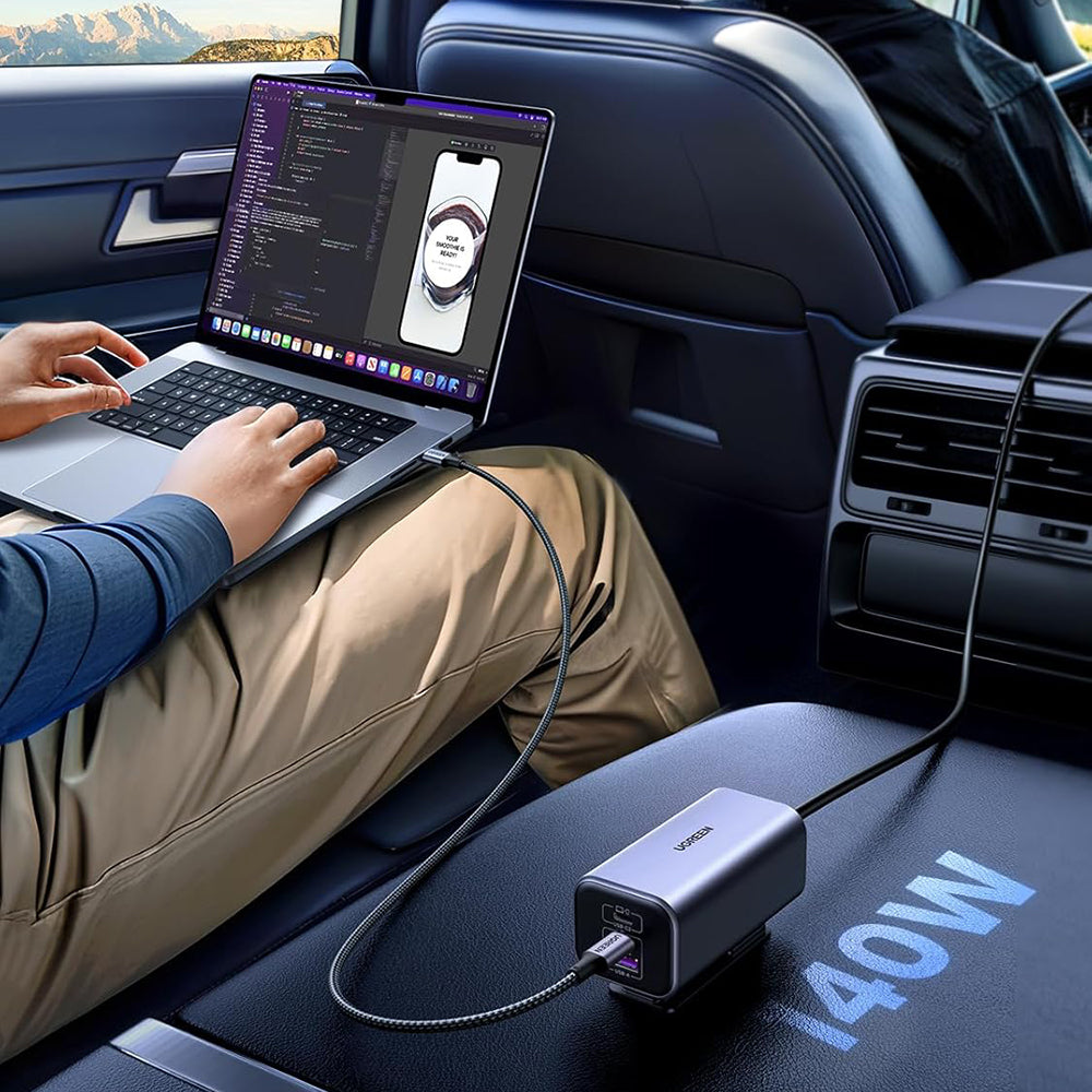 UGREEN EC706 Auto-Ladegerät, 150W, 5A, 1 x USB-A - 3 x USB-C, Schwarz