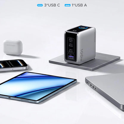 UGREEN Nexode Pro X772 (95942B) Netzladegerät mit Display, 100 W, 5 A, 1 x USB-A – 3 x USB-C, Grau