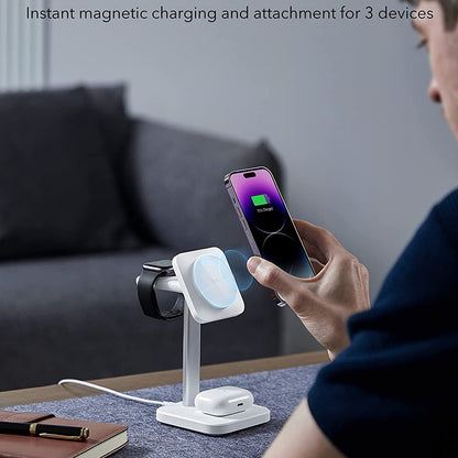 Drahtloses Netzladegerät ESR HaloLock 3in1, 15W, 1.67A, Weiß