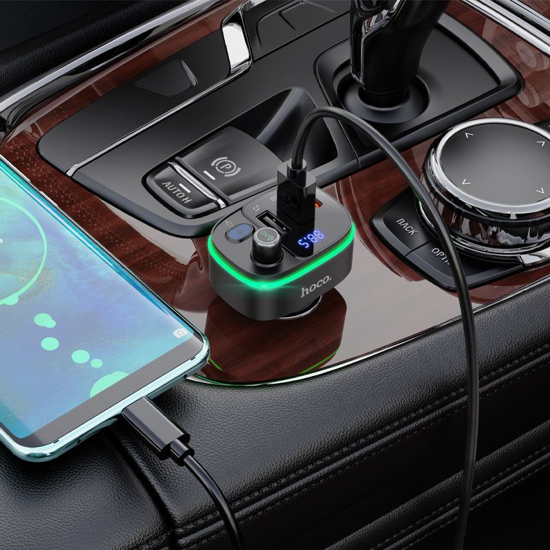 HOCO E62 Fast Bluetooth FM Modulator, 2 x USB-A - 1 x USB-C